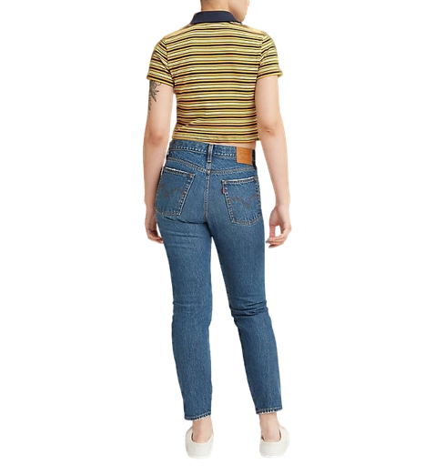ג'ינס גזרה נמוכה